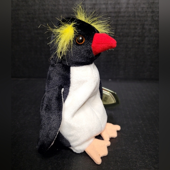 TY Beanie Baby Frigid The Penguin - Picture 2 of 11